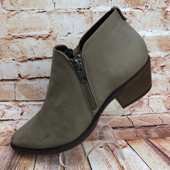 Steve Madden Shoes - Steve Madden Ajay Ankle Booties Boots Shoes Size 8